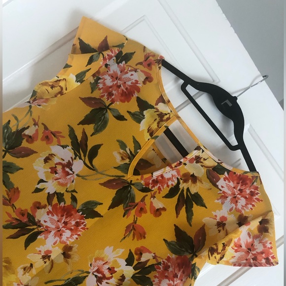 PAPERMOON short sleeve yellow top -size medium - Picture 2 of 3